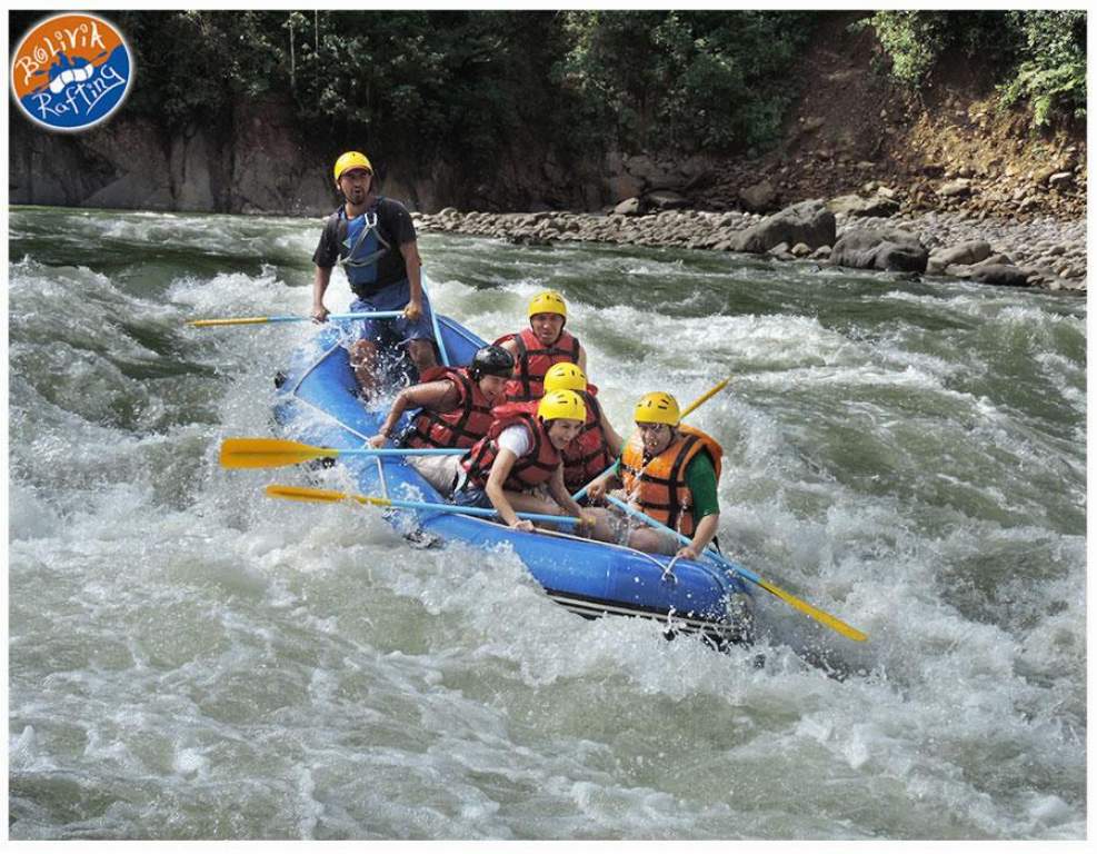 Bolivia Rafting ofrece una aventura única en el río Espíritu Santo.