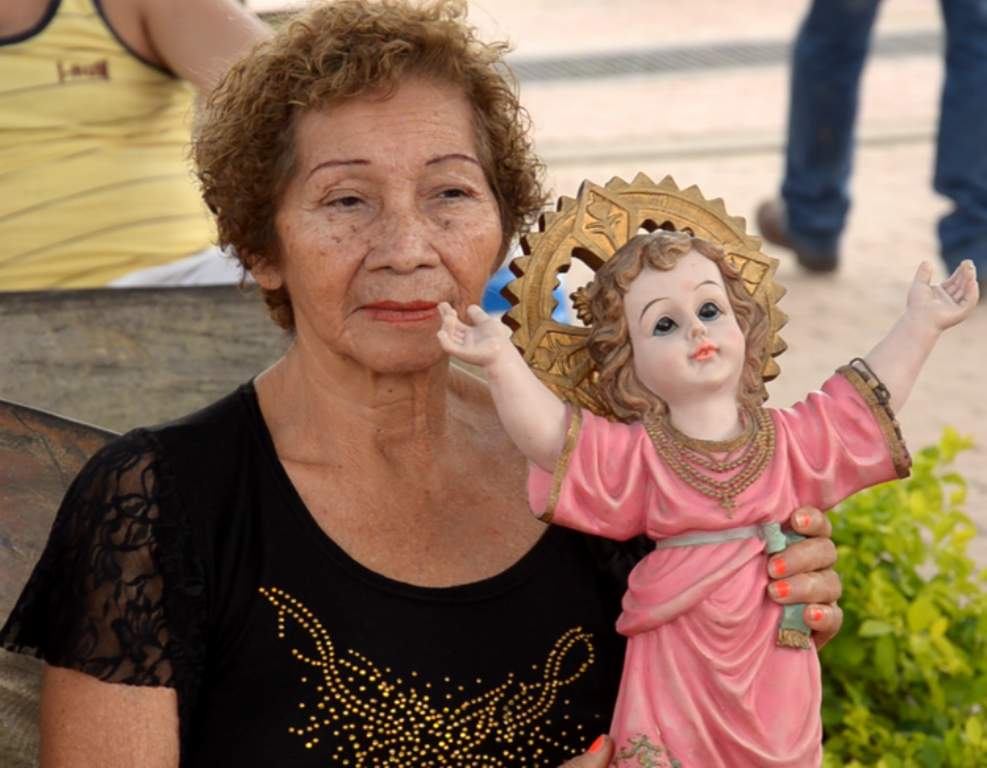 Foto Señora Divino Niño